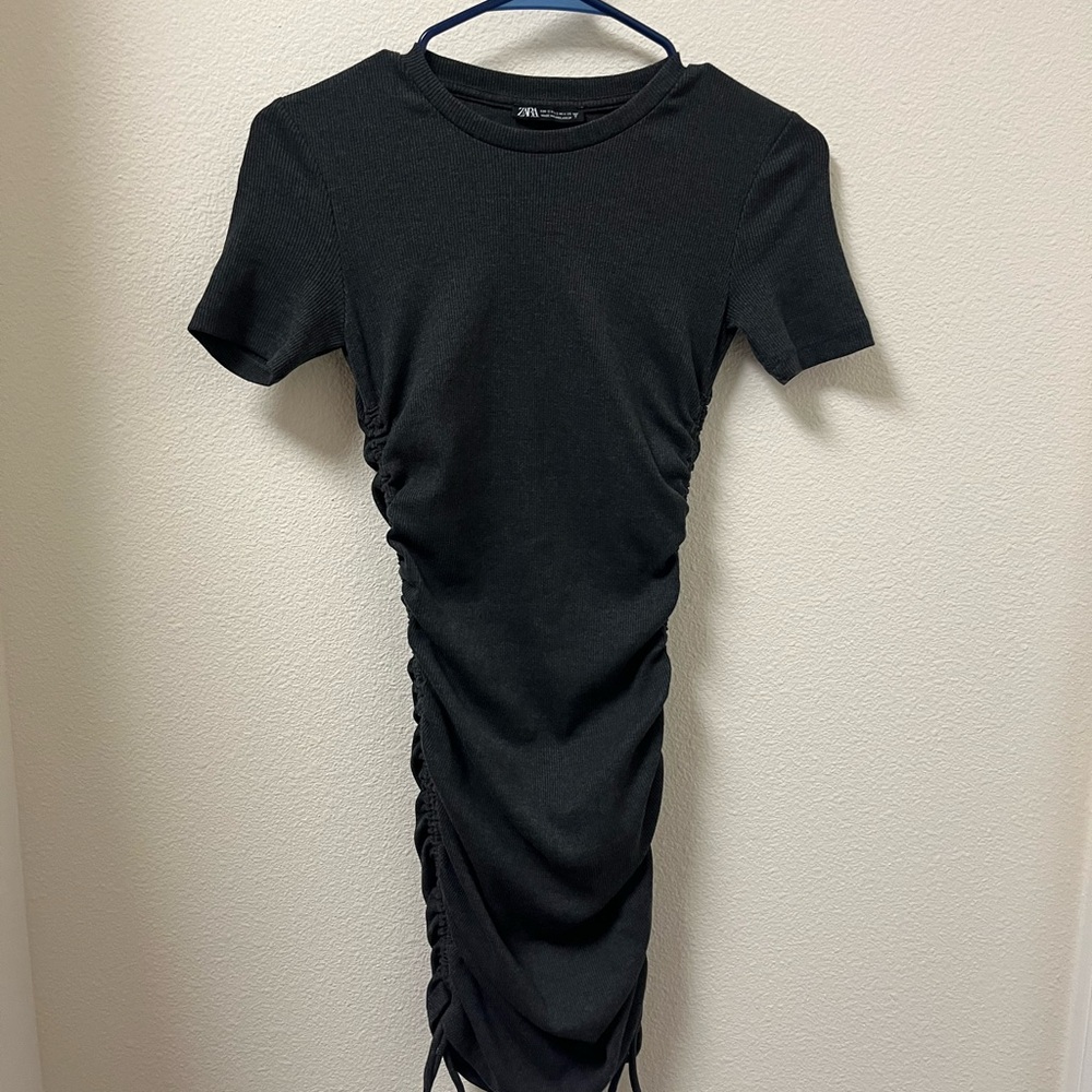 Ruched Ribbed Dress in GRAY - Picture 2 of 7